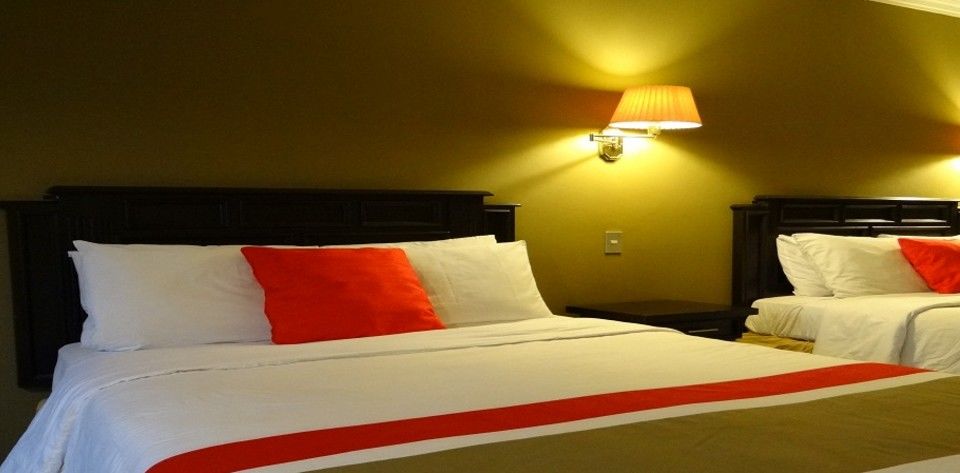 Hotel Ramada Inn Сан-Сальвадор Екстер'єр фото